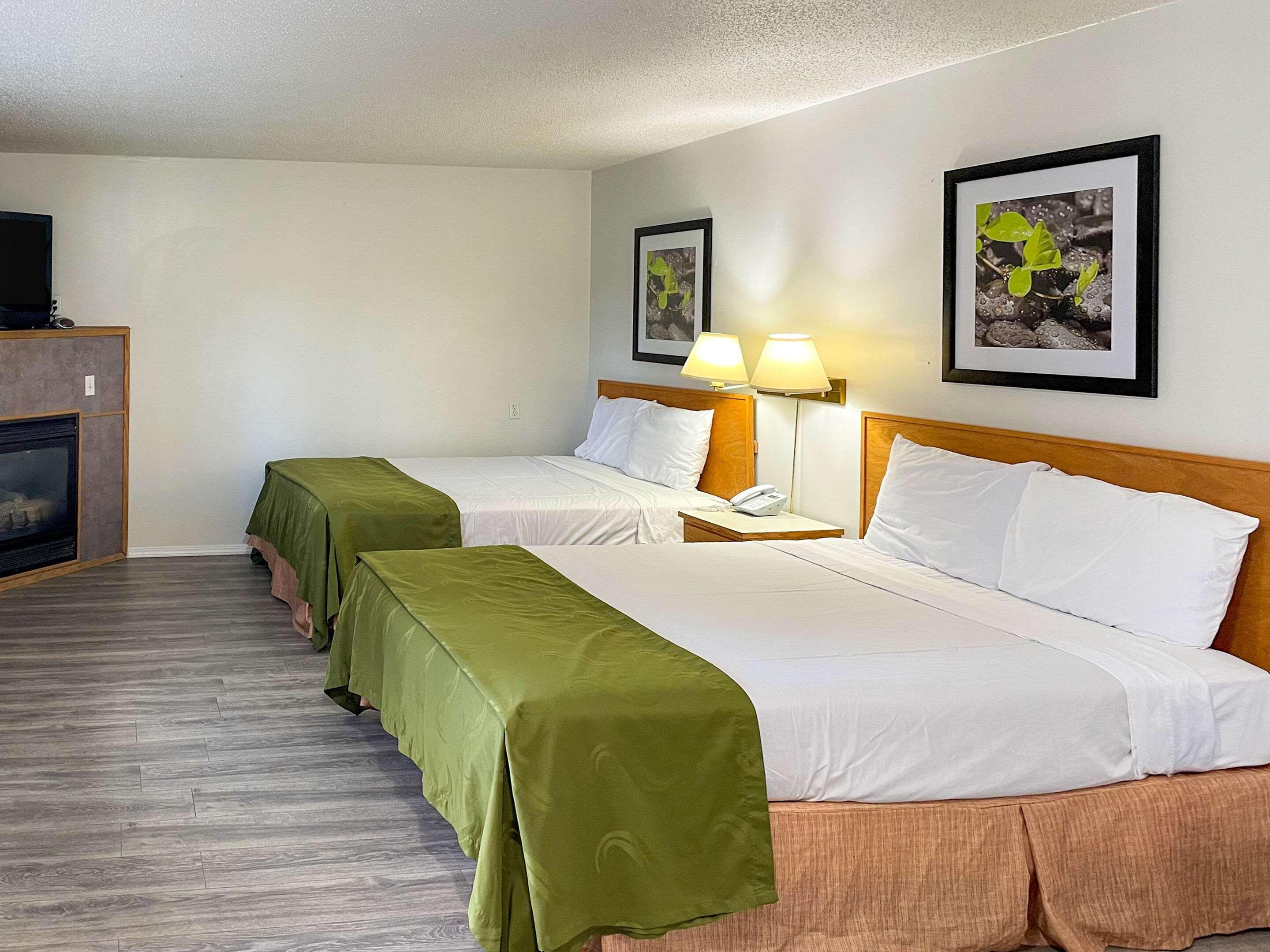 Rodeway Inn & Suites Omak - Okanogan Exterior photo